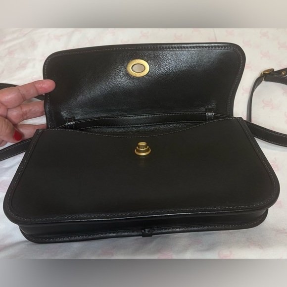 COACH Limited Edition Black Turnlock Clutch No. M1980-129 COA & dustbag - Picture 11 of 15